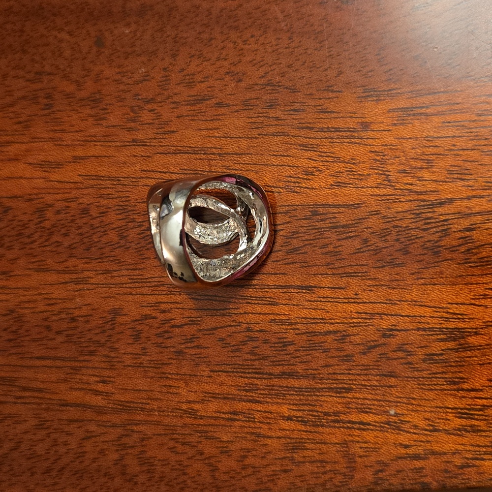 Silver Statement Ring - Picture 3 of 3